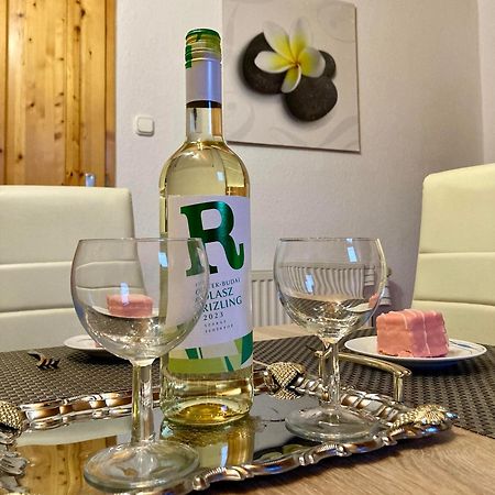Sárvár Gancz Apartman מראה חיצוני תמונה
